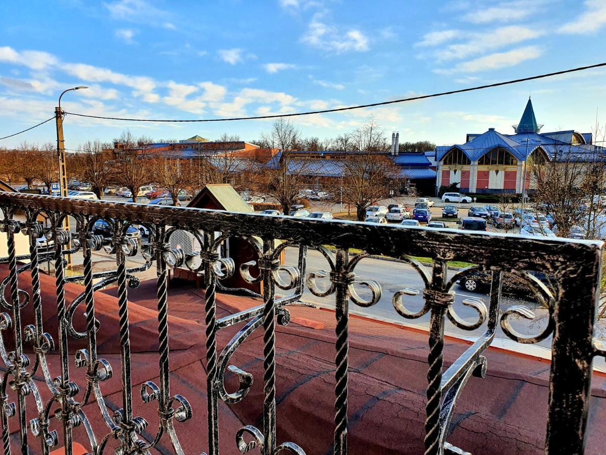 Eva Panzio Hotel Sárvár Exterior foto