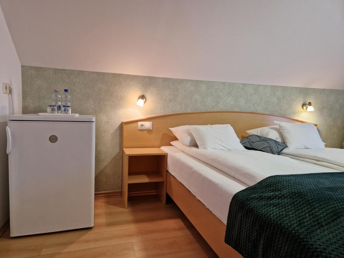 Eva Panzio Hotel Sárvár Exterior foto