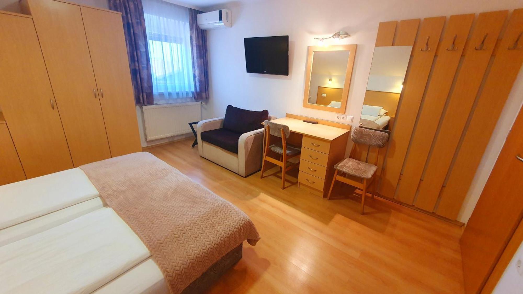 Eva Panzio Hotel Sárvár Exterior foto
